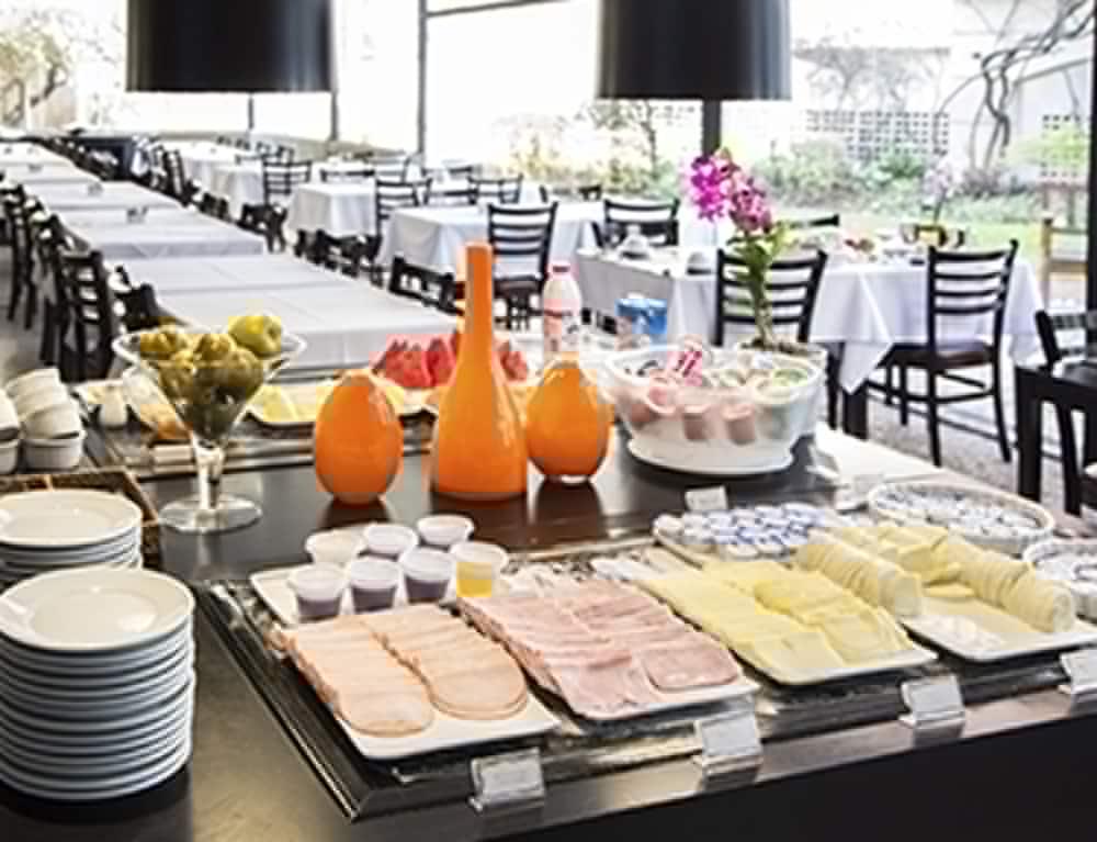 Studio Premium The World Vila Olimpia เซาเปาโล ภายนอก รูปภาพ